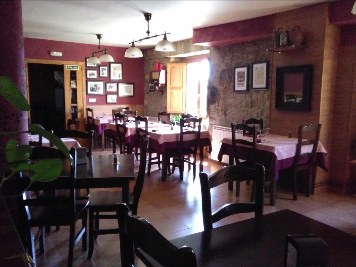 Casa Rural Laguarta - Restaurante Guest House Exterior photo